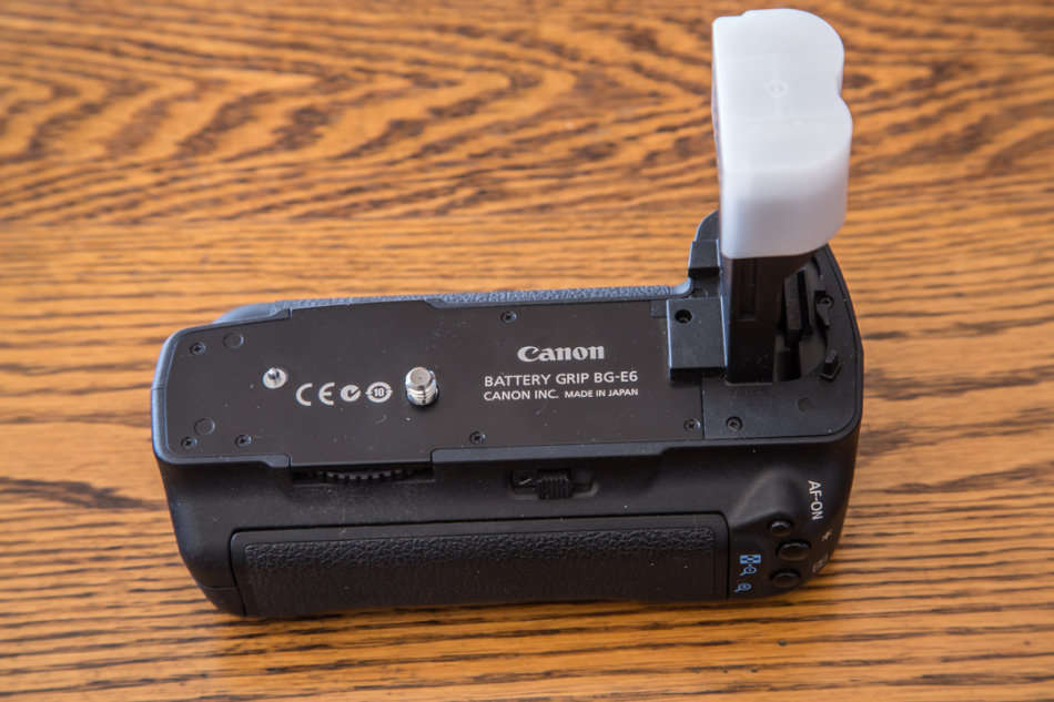 Canon 5D Mark 2 Camera Body with Accessories