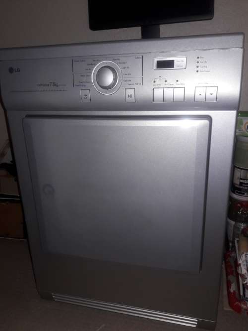 LG 7.5KG TUMBLE DRIER- SILVER FINISH -BUYER MUST COLLECT- NO DELIVERIES