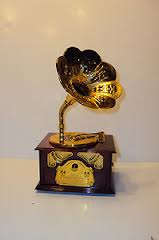 2 ON AUCTIONS !!! Musical Jewel Box Rhythm Phone