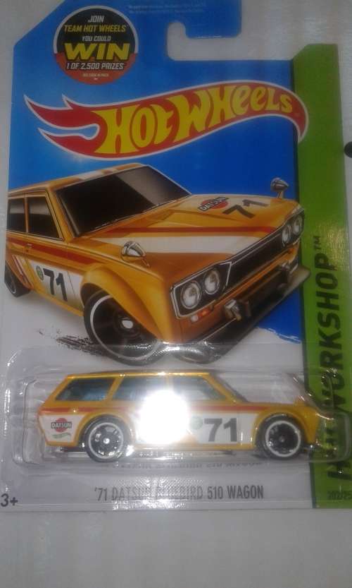 HOT WHEELS 71 DATSUN