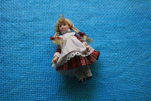 Two lovely miniature dolls for sale as one lot