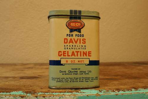 Great Vintage Tin Davis Gelatine !