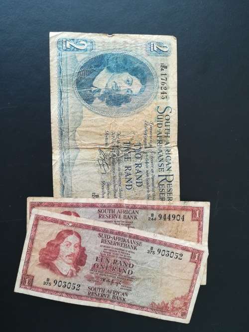 S. A. Bank Note : TWO RAND / TWEE RAND : G Rissik (+ 2 times ONE RAND / EEN RAND)