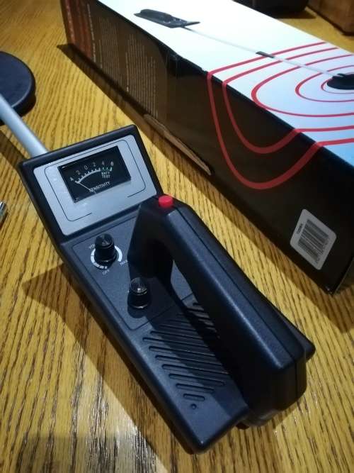 METAL DETECTOR : ALTAI ALL-ROUND TREASURE SEEKER 1 STARTER (GOOD CONDITION - USED 1 TIME)