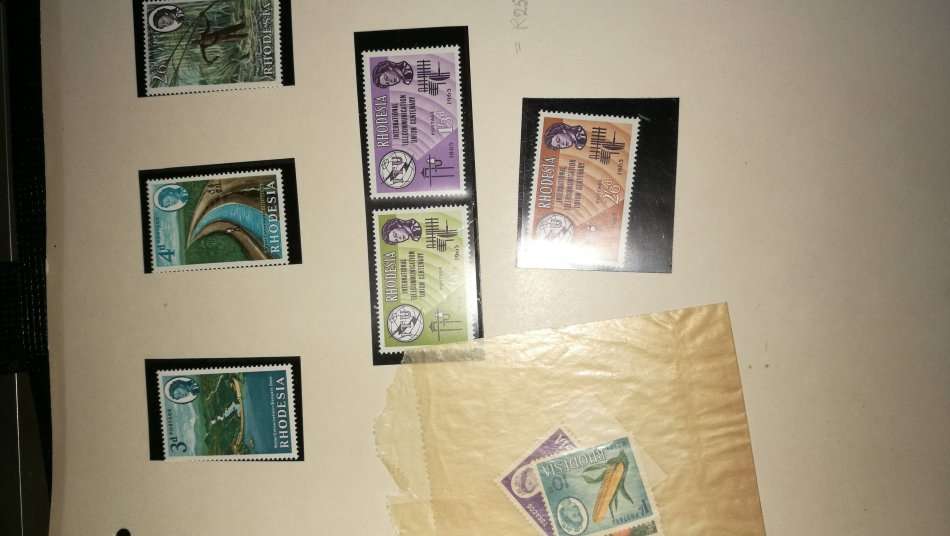 VALUE BUNDLE NO.1              RHODESIAS HUGE LOT