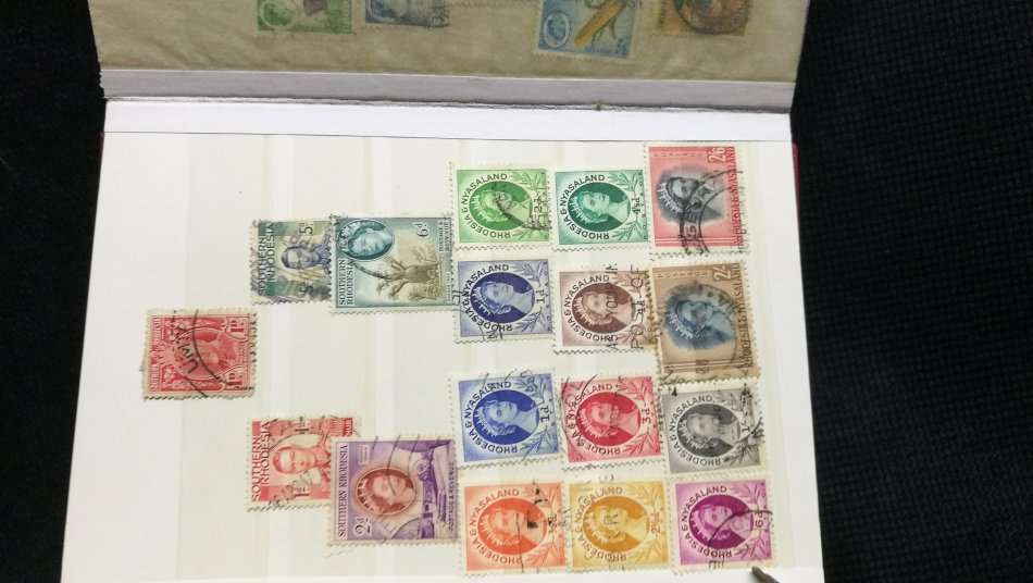 VALUE BUNDLE NO.1              RHODESIAS HUGE LOT