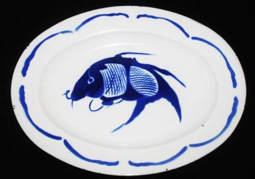 WOW!!  LARGE ANTIQUE OVAL ENAMEL BLUE FISH PLATTER !!! LOOK !!!