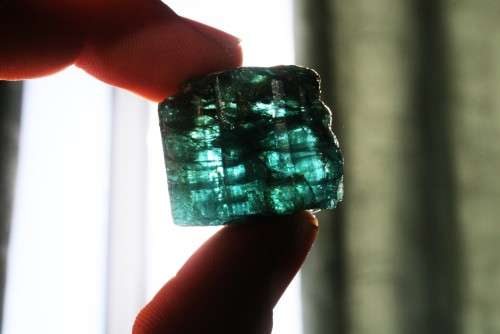 *TOURMALINE* WOW !!!GENUINE RARE PIECE OF ROUGH BLUE TOURMALINE ! LOOK !!