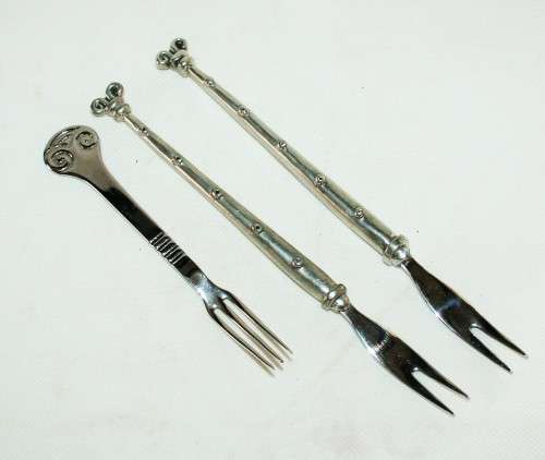 *CARROL BOYES*SET OF THREE CARROL BOYES PICKLE FORKS , ALL SIGNED