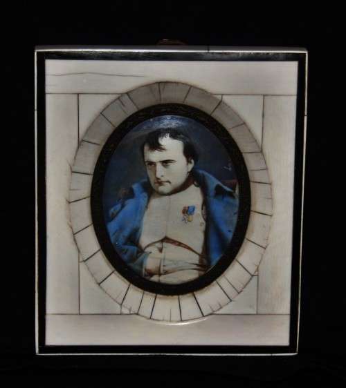 *NAPOLEON* SCARCE 19TH CENTURY SIGNED MINIATURE PAINTING OF NAPOLEON IN BONE FRAME - VALUE R8800