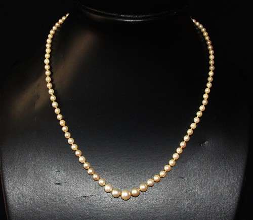 *PEARLS*GENUINE STRING OF ANTIQUE PEARLS WITH PLATINUM AND 9 DIAMONDS CLASP - VALUE R6500