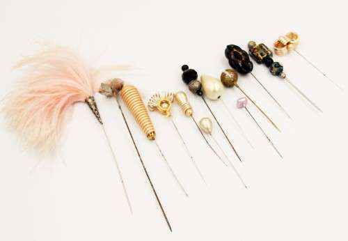 *VINTAGE LOT*LADY PIN CUSHION WITH VINTAGE HAT PINS AND COLLECTION OF VINTAGE SCARF CLIPS!