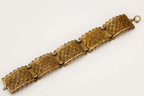 *FILIGREE*WOW ! STUNNING ANTIQUE STERLING SILVER AND GOLD GILT FILIGREE FISH SCALE PATTERN BRACELET