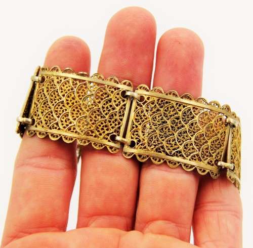 *FILIGREE*WOW ! STUNNING ANTIQUE STERLING SILVER AND GOLD GILT FILIGREE FISH SCALE PATTERN BRACELET