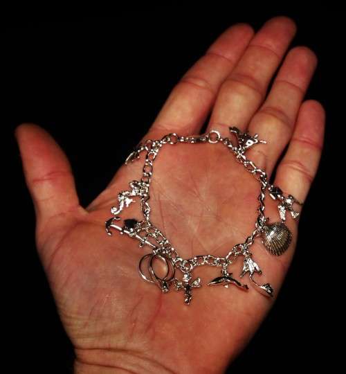 *CHARMS*STERLING SILVER CHARM BRACELET