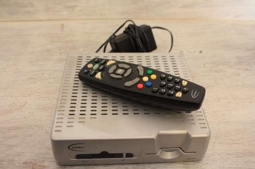 Crazy R1 Auction: DSTV Mini - Decoder