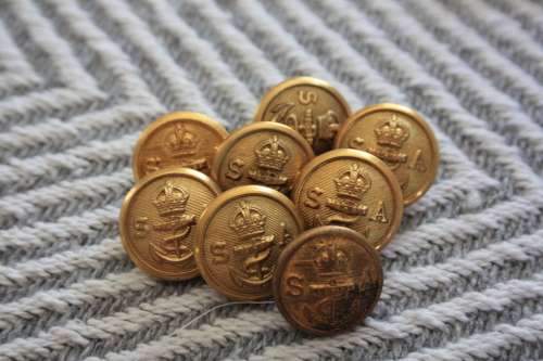 SA Navy/SANF Lot of Ratings buttons(8 x 22mm)