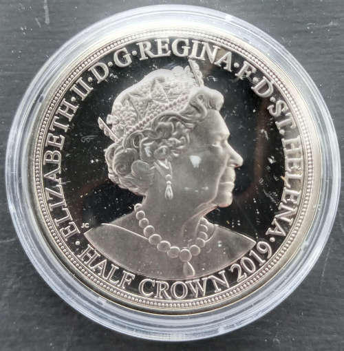 Queen Elizabeth / Duke of Wellington Collectors Coin