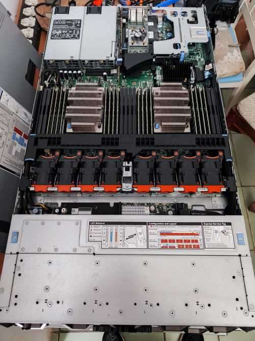 Dell EMC R640xc series 768GB RAM, 2 x Intel Xeon Gold 18 Core CPU