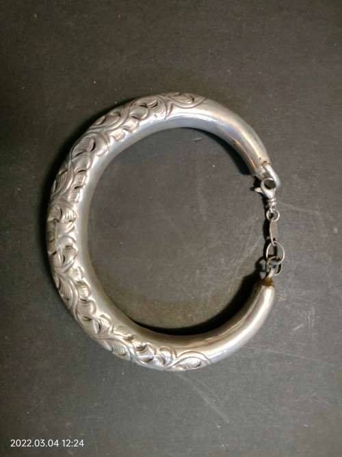 Solid silver arm bracelet