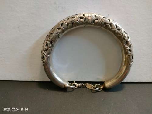 Solid silver arm bracelet