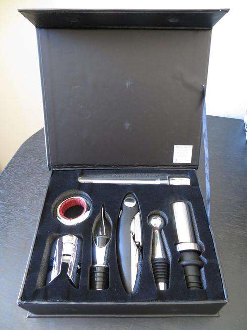 WINE BOTTLE OPENER SET