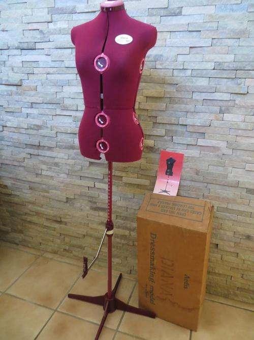 Diana dressmaker adjustable sewing Mannequin/dummy Size A