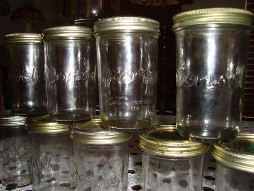TEN 10 CONSOL GLASS PICKLING/ JAM JARS WITH SCREW-ON LIDS...IDEAL FOR RELISHES, JAMS ETC.