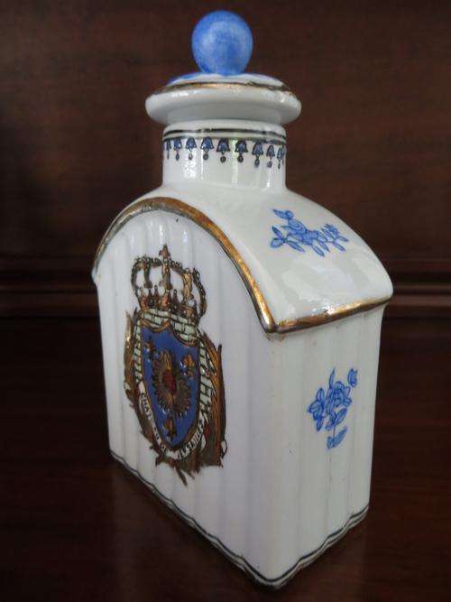 Antique Chinese Porcelain Tea Caddy With Stopper of Chateau De Versailles...Rare Piece!