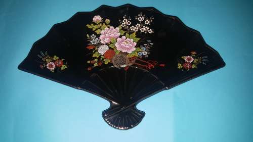 LARGE BEAUTIFUL JAPANESE FLOWER CART PORCELAIN FAN TRINKET DISH