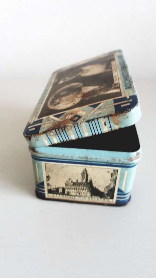 1930s Dutch Candy/sweet/Chocolate Tin Litho Art Deco Zeeuwse Roomboterbabbelaars