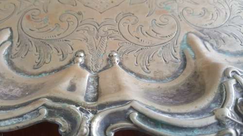 BEAUTIFUL ANTIQUE ROSE DETAIL 3 LEGGED HEAVY EPNS 4742 SILVER TRAY