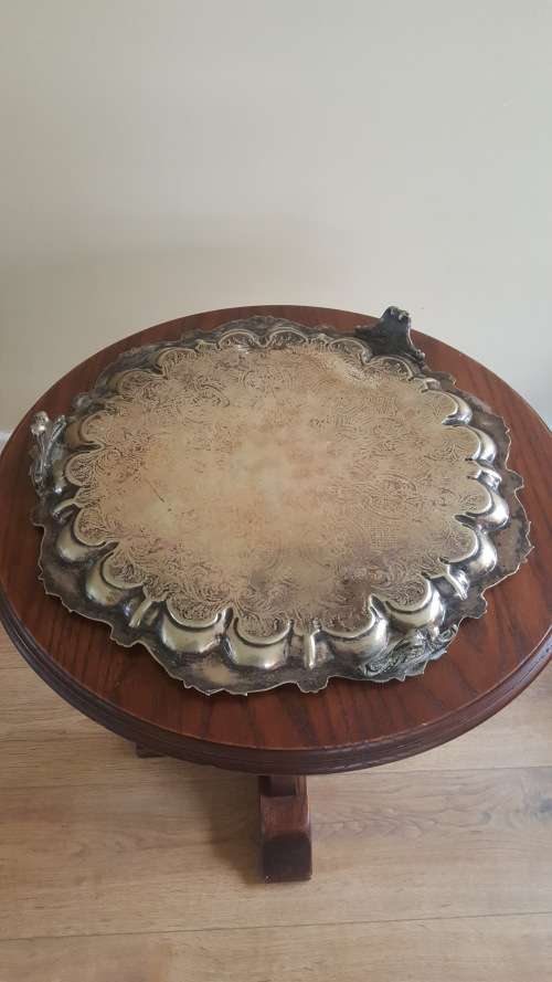 BEAUTIFUL ANTIQUE ROSE DETAIL 3 LEGGED HEAVY EPNS 4742 SILVER TRAY
