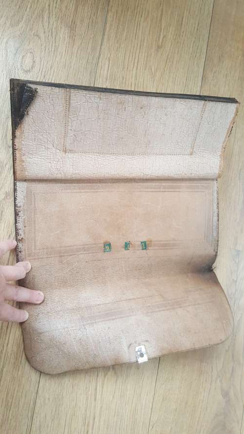 ANTIQUE GENUINE LEATHER GERMAN DOCUMENT HAND HELD BAG WITH SILVER BUCKLE