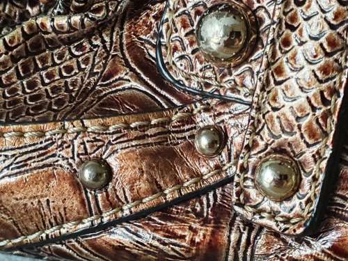 GENUINE GUESS HANDBAG (ORIGINAL PROTECTION BAG INCLUDED)