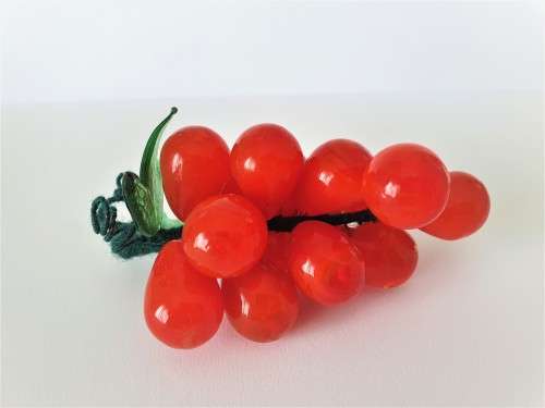 BEAUTIFUL BRIGHT ORANGE GLASS GRAPES (MURANO?)