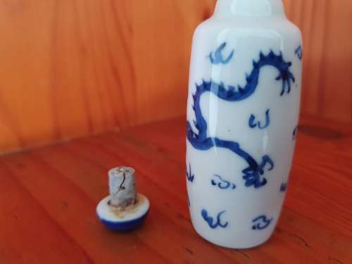Blue and White Dragon Japanese Porcelain Snuff Perfume