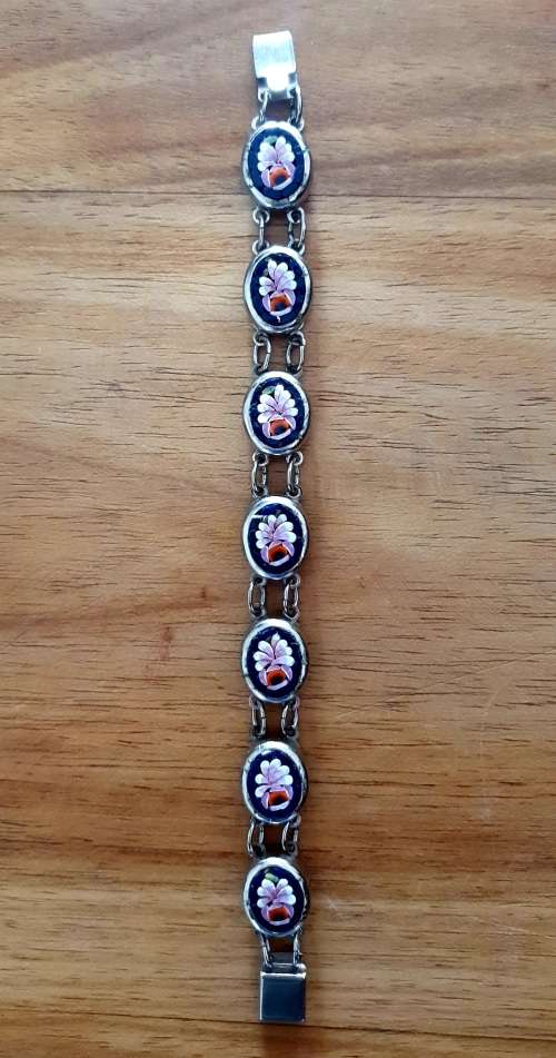 Vintage Mosaic Floral Bracelet