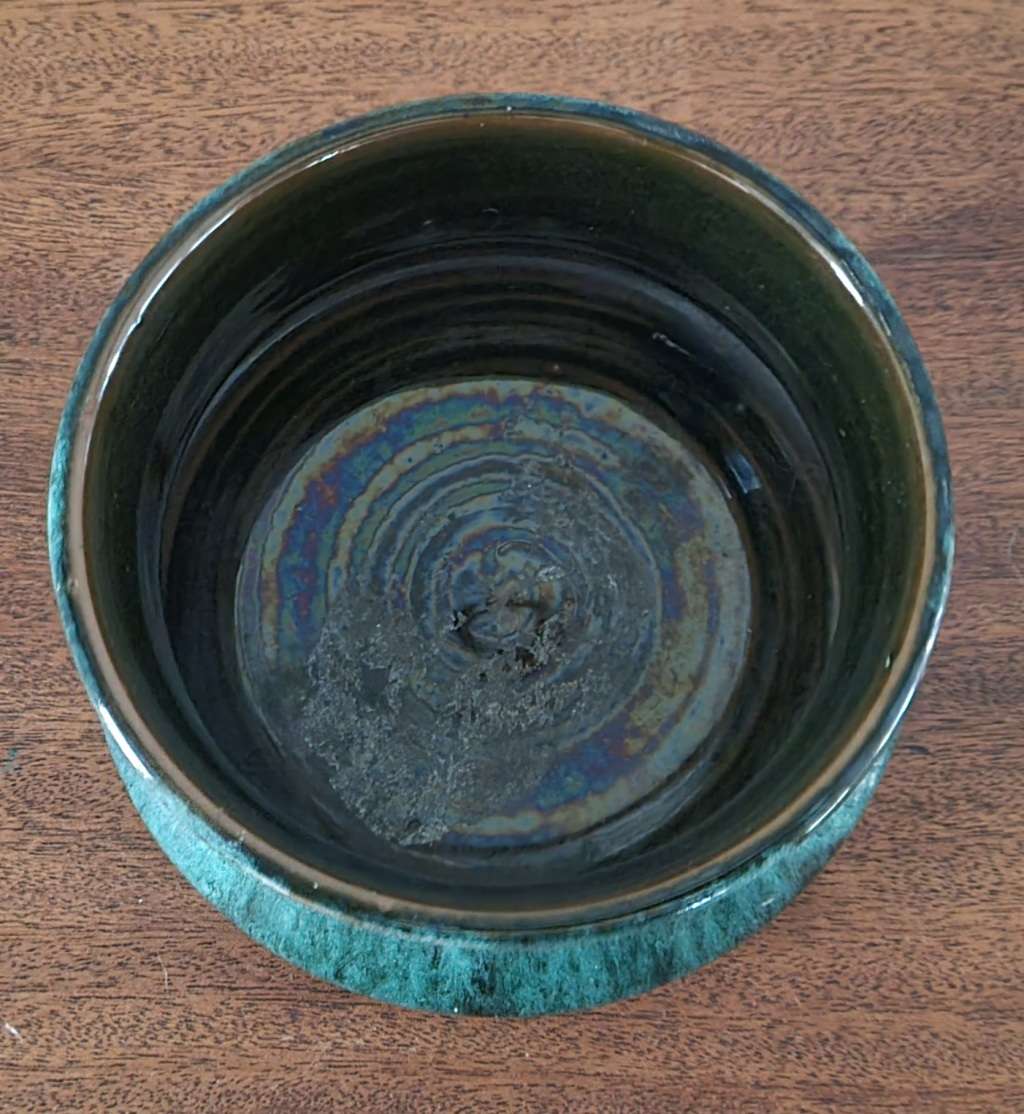 Rand ware/Globe Ware Green Pottery Bowl?