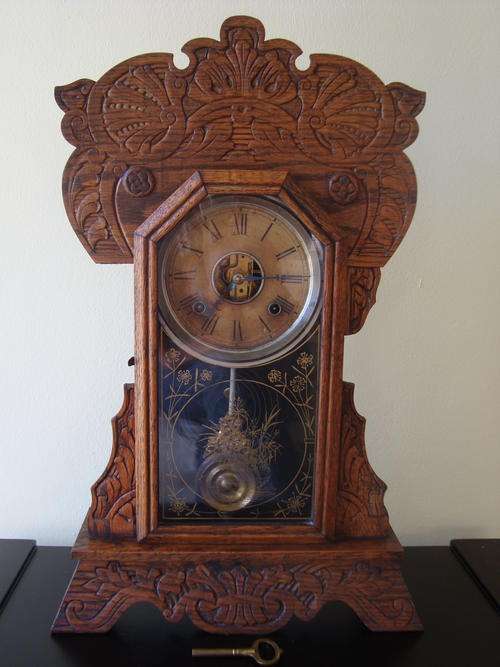 BEAUTIFUL ANSONIA CARVED MANTLE CLOCK (Working )- HAVE A LOOK AT THIS BEAUTIFULL CLOCK !!!