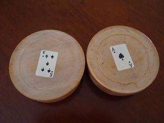 8 X COASTERS WITH POKER CARD MOTIVE ON