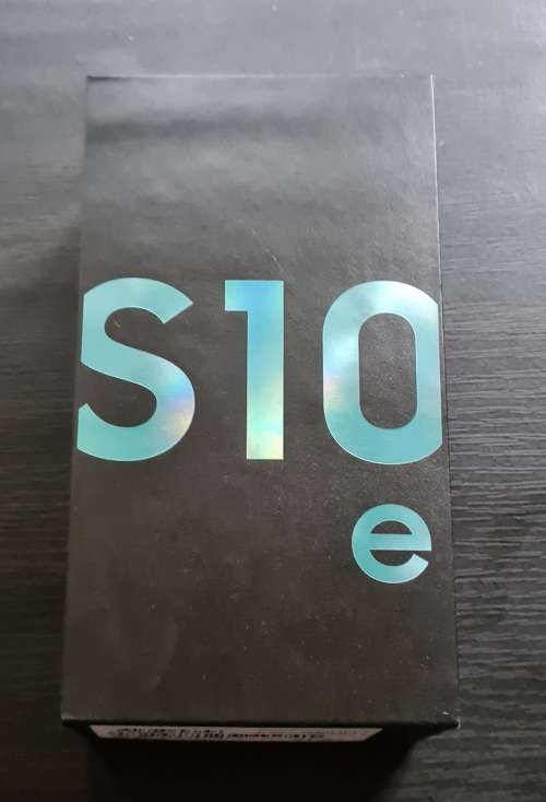 SAMSUNG GALAXY S10E