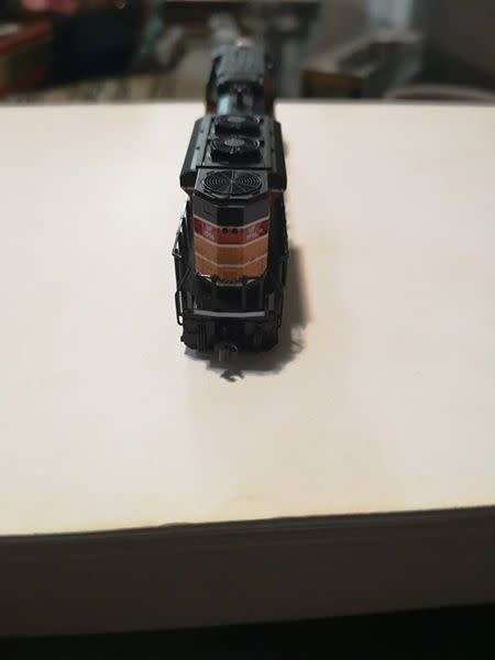 Kato EMD SD70ACe Southern Pacific (UP Heritage) with DCC