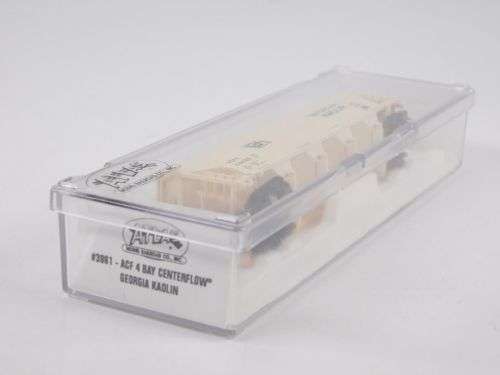 N Scale Atlas 3961 ACFX Georgia Kaolin 4-Bay Centerflow Covered Hopper #59486