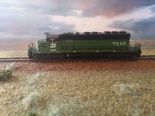 Kato n Scale EMD SD40-2 #7010