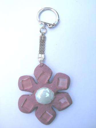 Mosaic keyring - flower