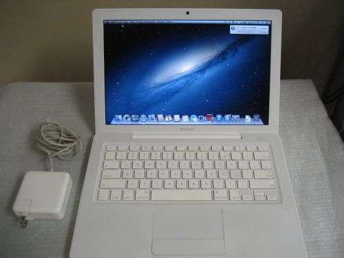 *** Model A1181 COLLECTORS MACBOOK FOR SALE ***