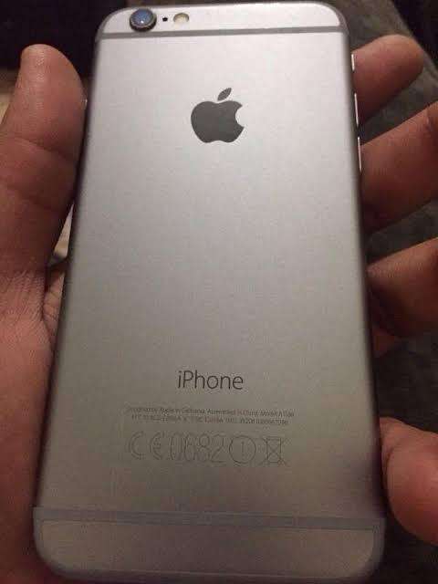 ***Apple Iphone 6S*** 64GIG** SPACE GREY