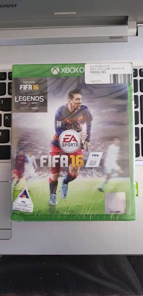 XBOX ONE 500GB (AS NEW) FULLY BOXED + NEW FIFA 16 LEGENDS SEALED