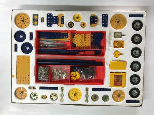 Meccano Set 5 In Dark Blue and Yellow